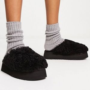Ugg maxi curly platforms